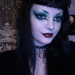 Meet your Posher, Sienna